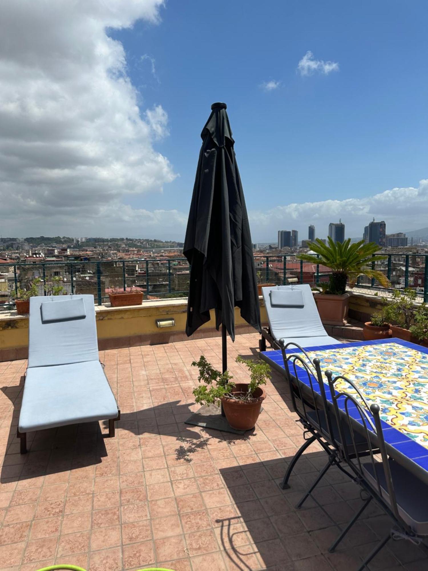 Ferienwohnung A Wonderful Penthouse In Neapel Exterior foto